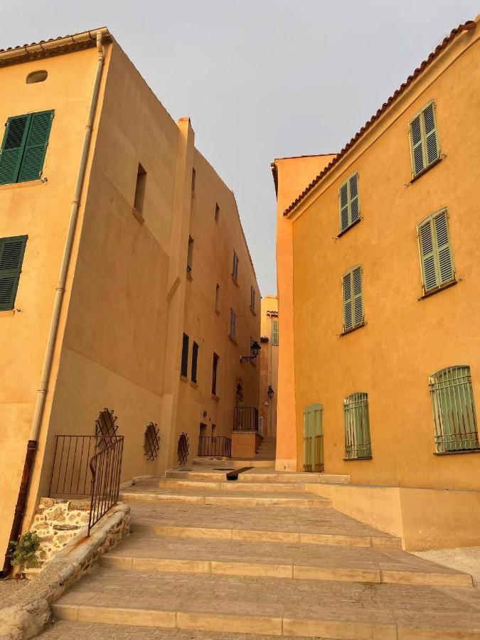 Saint Tropez - Old Village - Modern & Cosy Apartments Kültér fotó